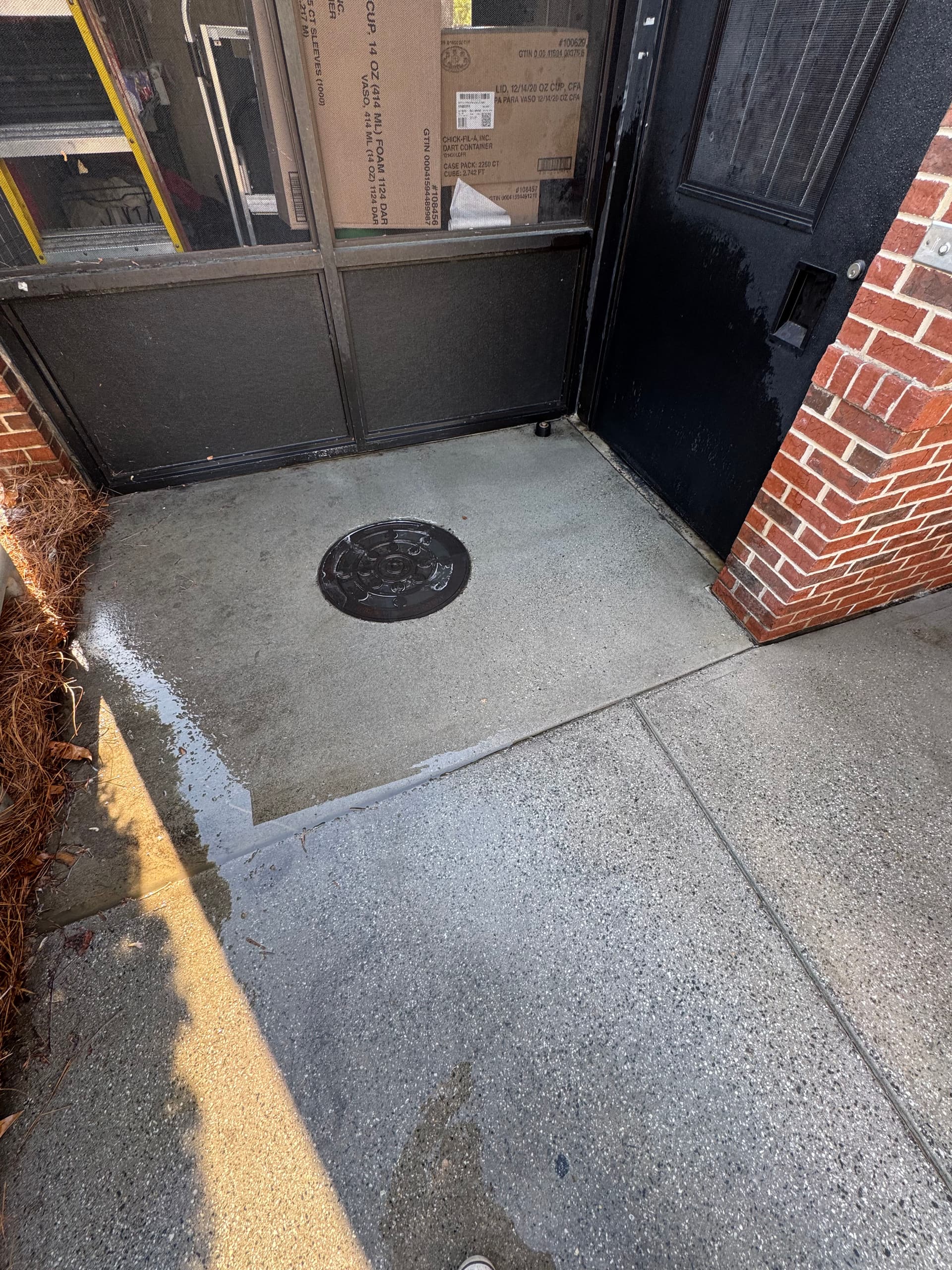 Gallery photos for Bi-Weekly Commercial Pressure Washing That Keeps Restaurants Looking Sharp: Image #1